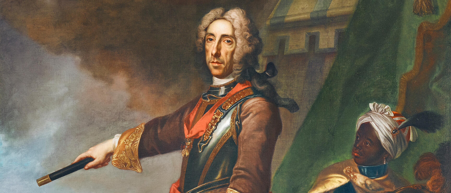 Barockes Ölgemälde: Adliger in rotem Mantel mit Marschallstab, dahinter ein Page mit Turban, Schlachtszene im Hintergrund.