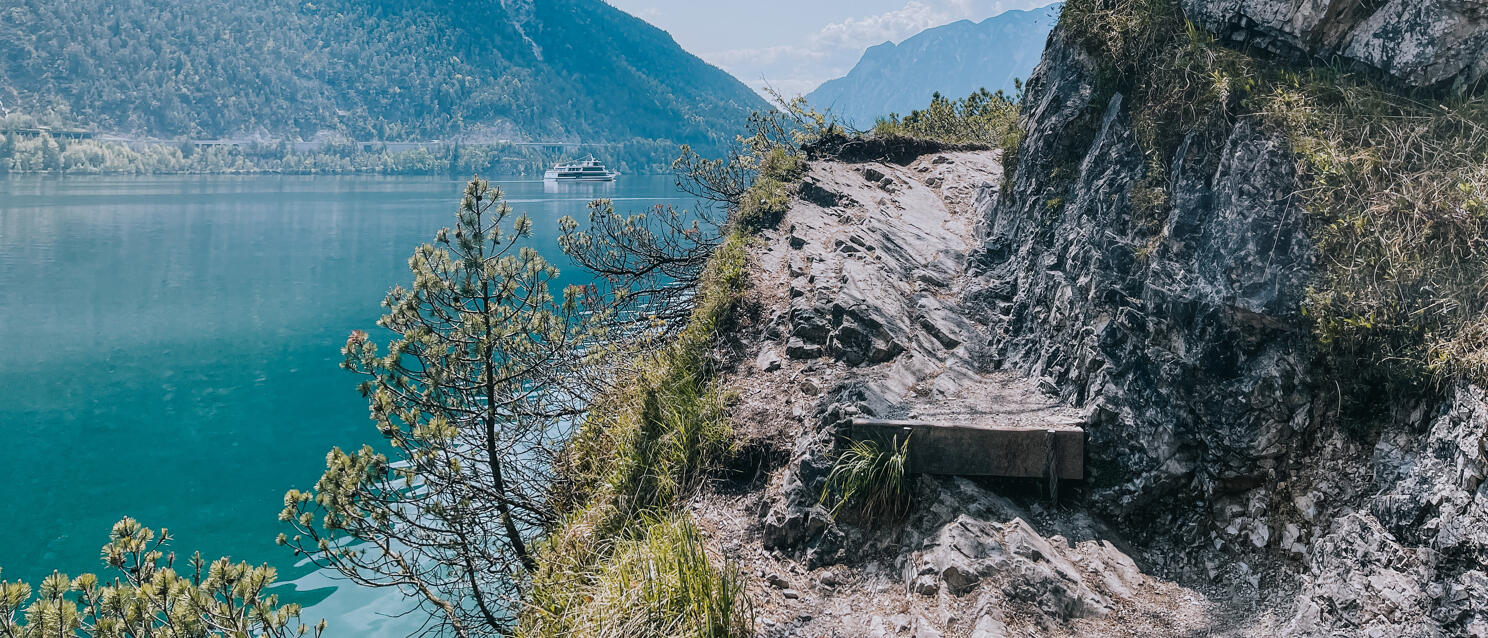 Hiking trail along the lakeshore