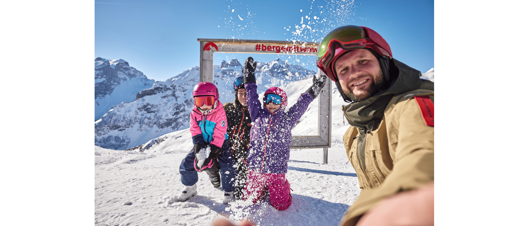 Family skiing day in the Montafon region