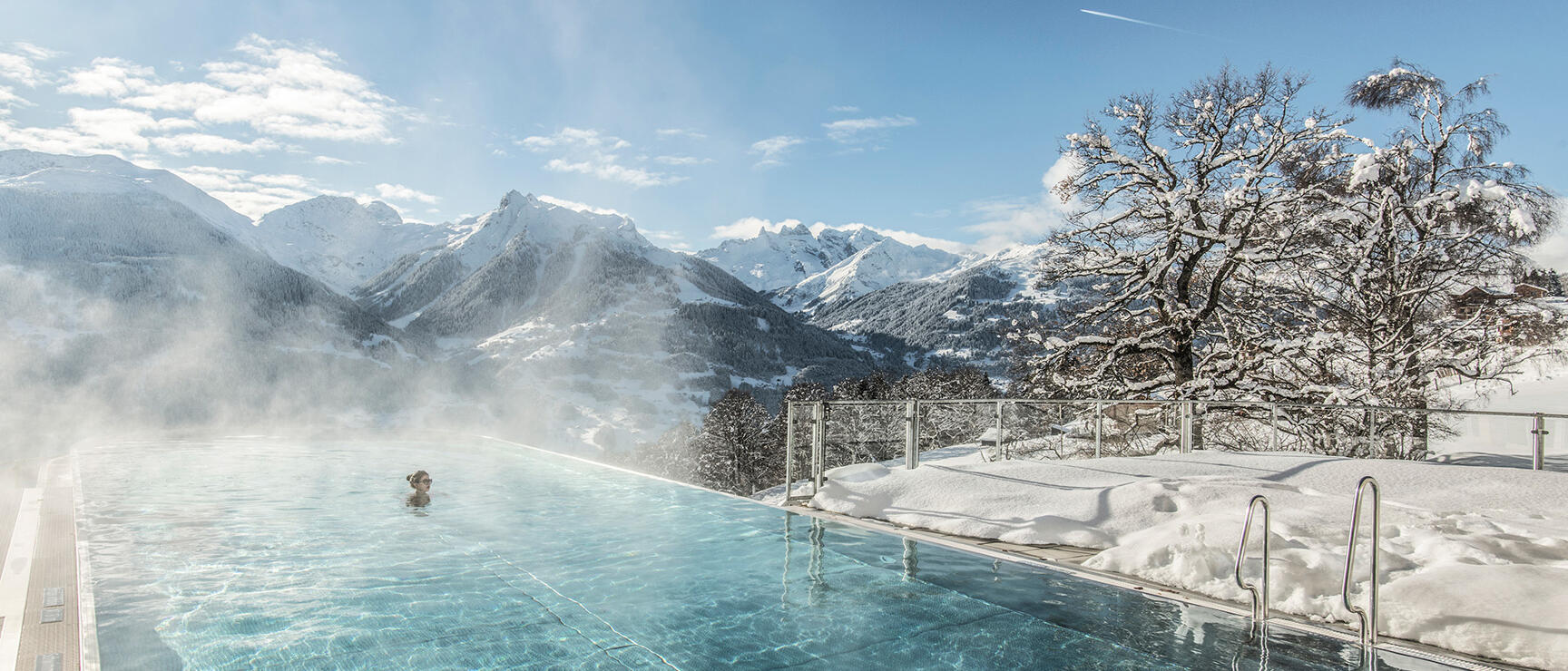 Hotel Fernblick Montafon - Skypool in winter