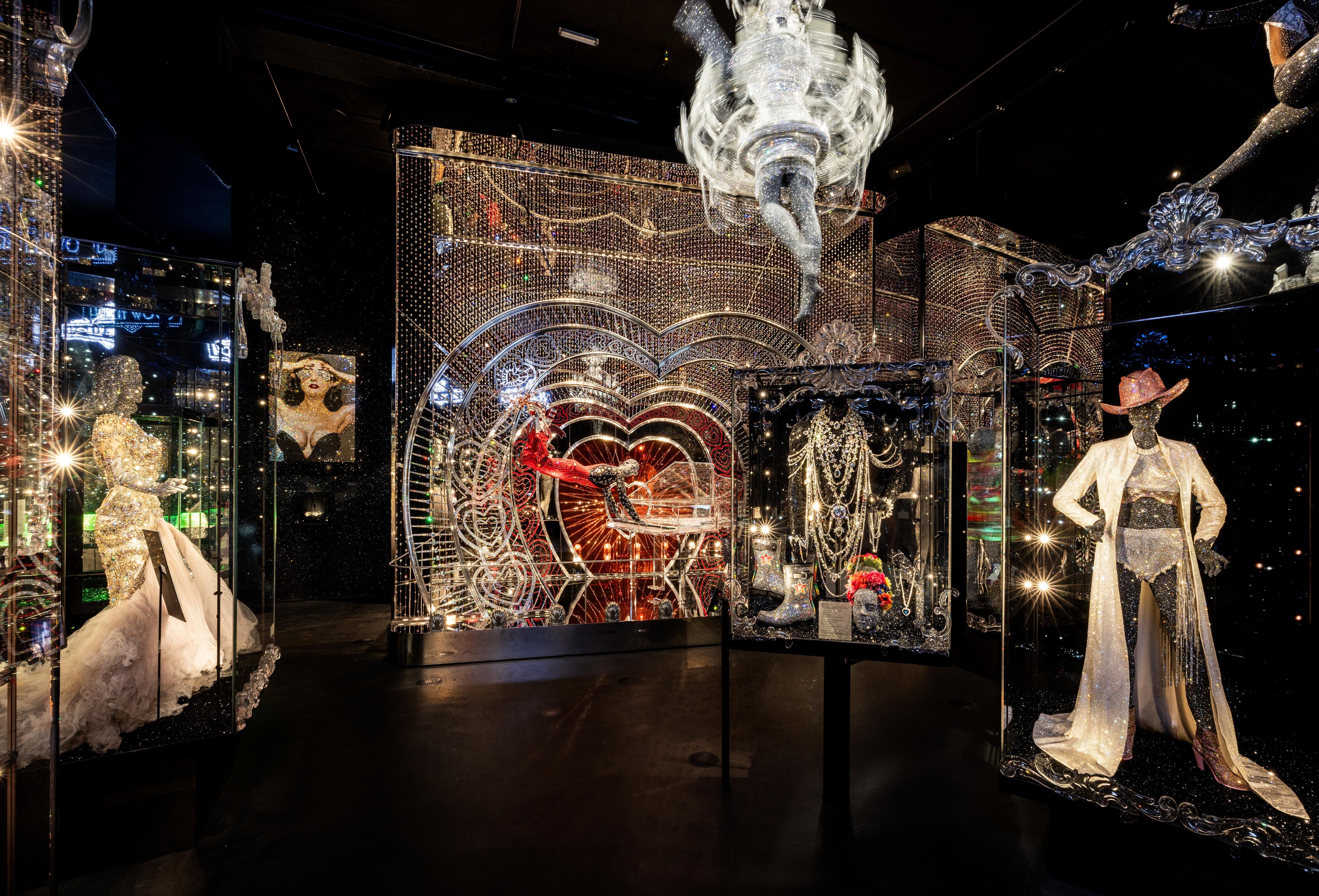 スワロフスキー・クリスタルワールド：ワッテンスでのきらびやかな体験