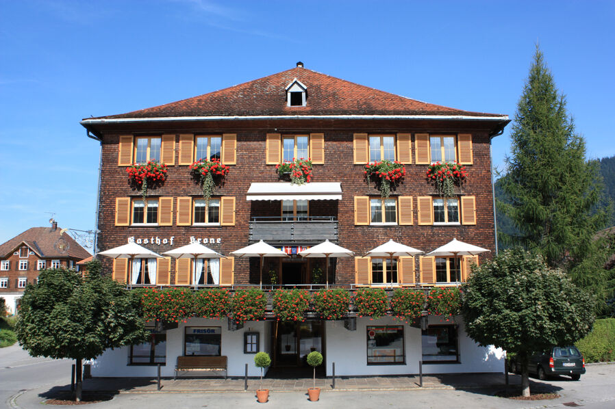 Bregenzerwald - Hotel Gasthof Krone - Exterior view by day