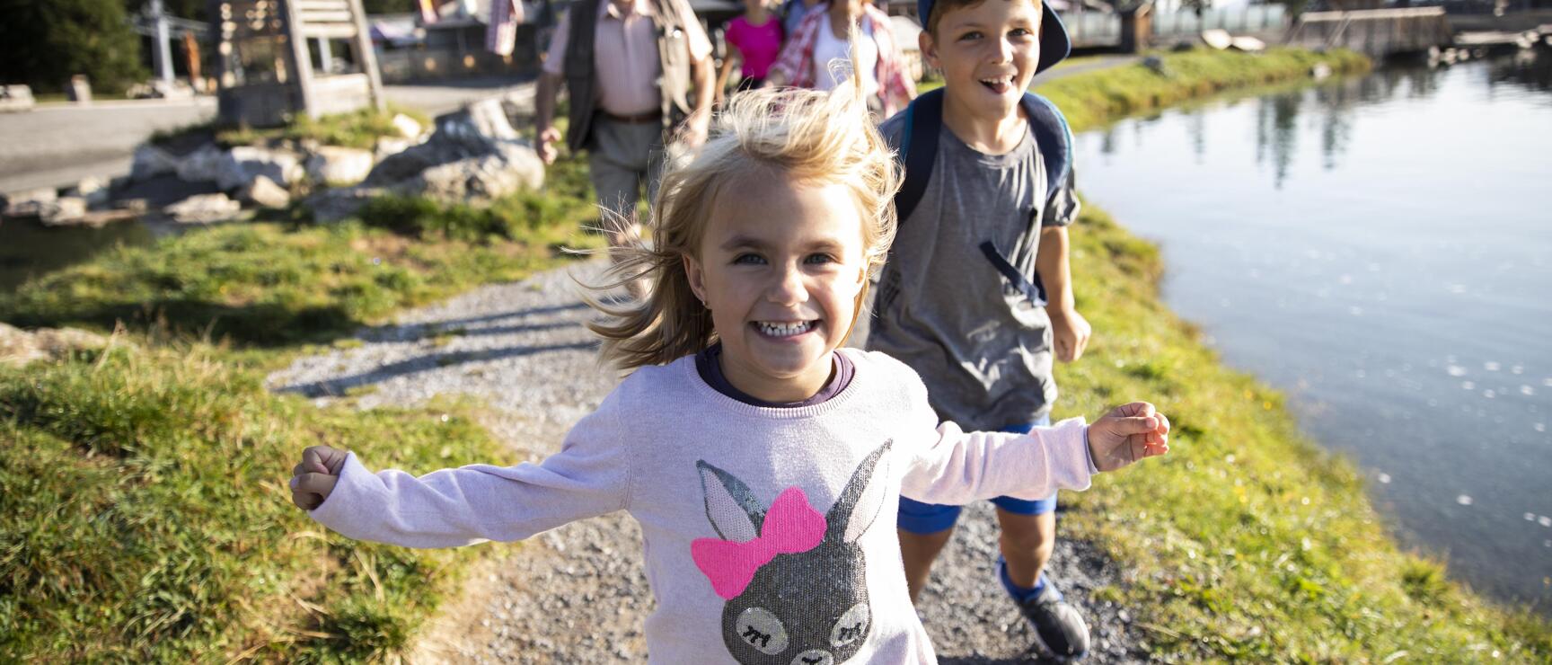 Familie am Högsee in Serfaus-Fis-Ladis