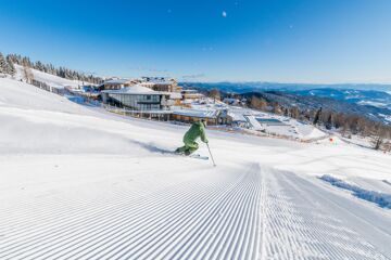 Feuerberg Mountain Resort, Gerlitzen, Skiing