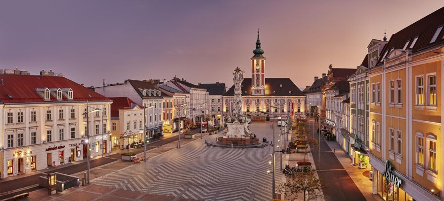 Hauptplatz St. Pölten bei Nacht