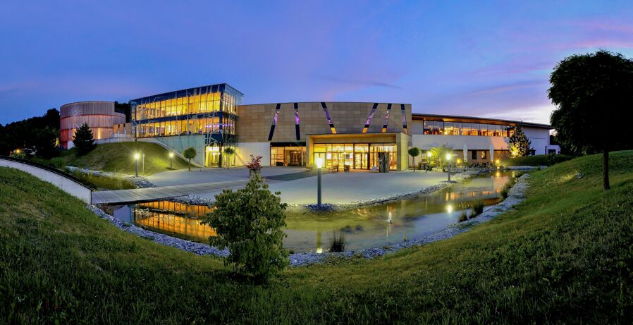 Linsberg Asia Therme in Bad Erlach