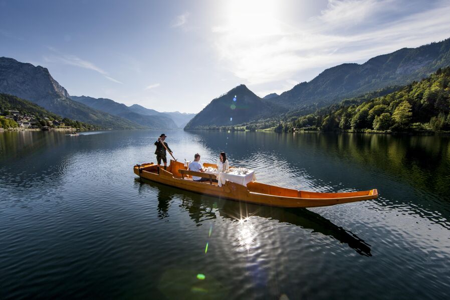 Boat trip with a traditional Plätte