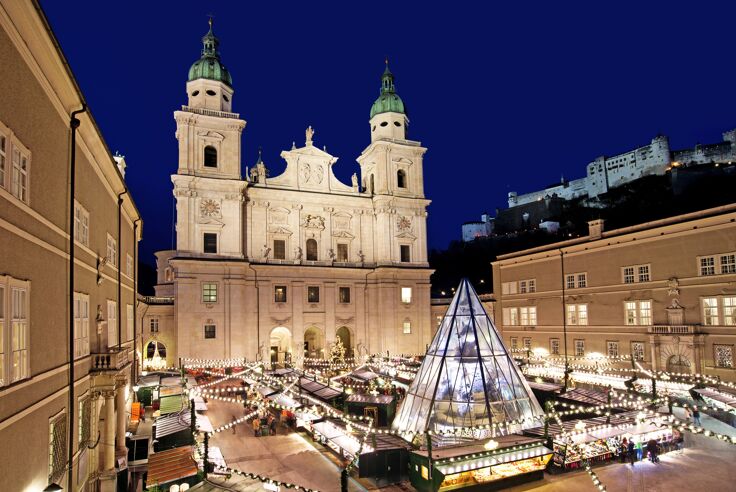 Jarmark bożonarodzeniowy w Salzburgu, Plac Katedralny