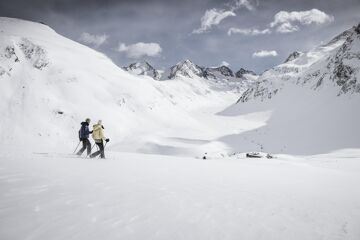 Snowshoe hiking in Gurgl, Ötztal valley