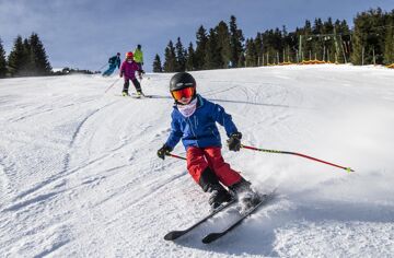 skifahren-am-glungezer-familie-kinder