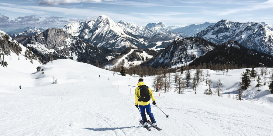 Ski touring