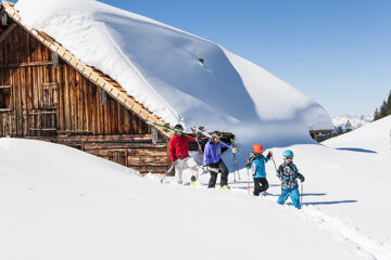 Urlop narciarski w Dachstein West