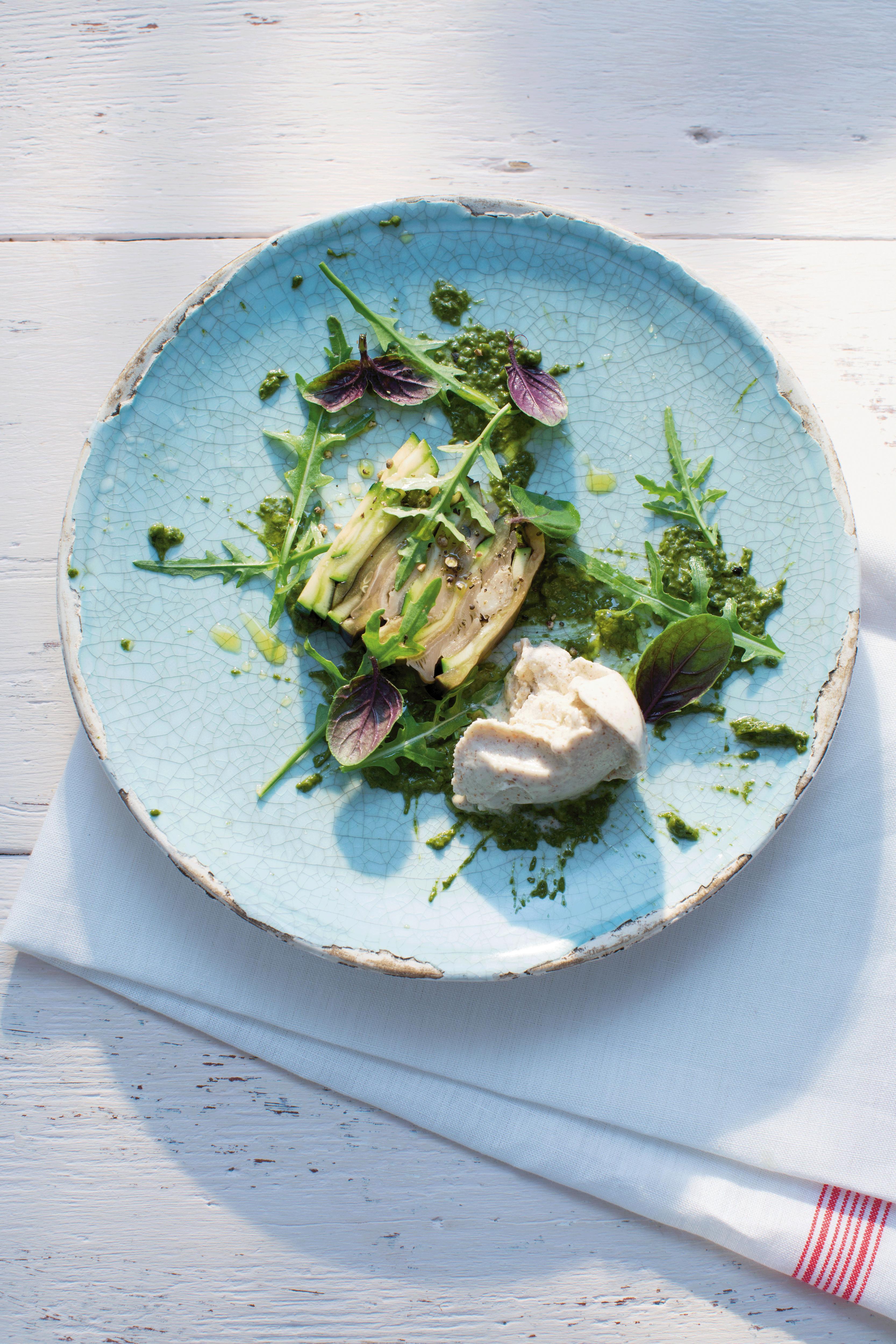 Receta: Gemüseterrine mit Basilikumpesto und Senfeis