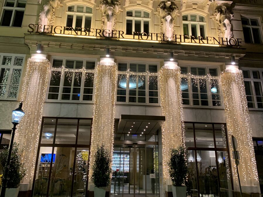 Steigenberger Hotel Herrenhof Weihnachtsbeleuchtung