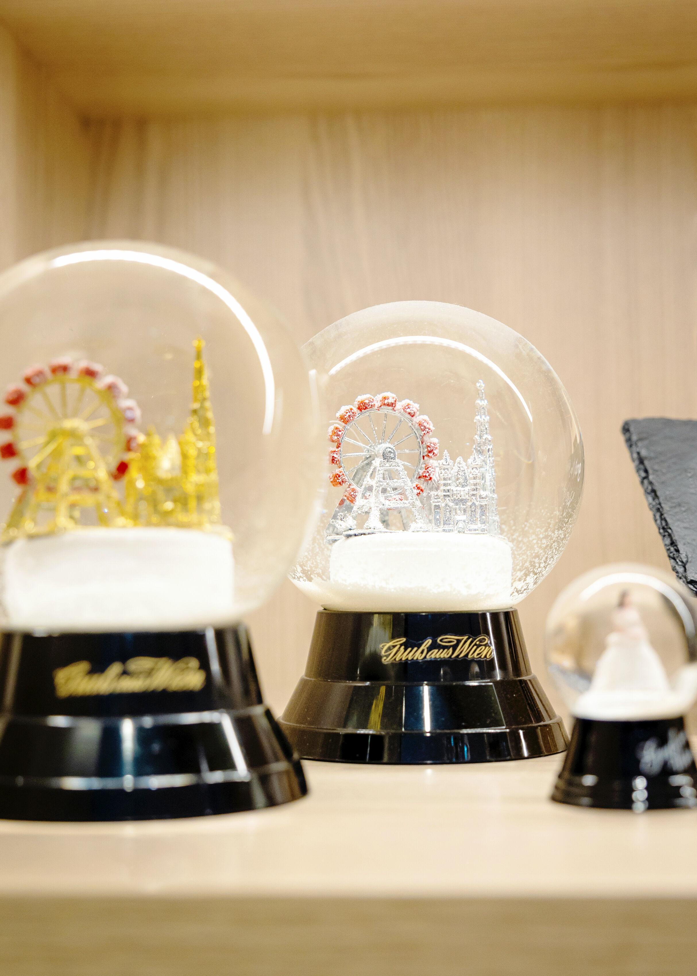 ウィーン土産：スノードーム