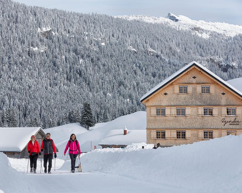Winterwandern im Bregenzerwald © Bregenzerwald Tourismus / Adolf Bereuter Winterwandern im Bregenzerwald