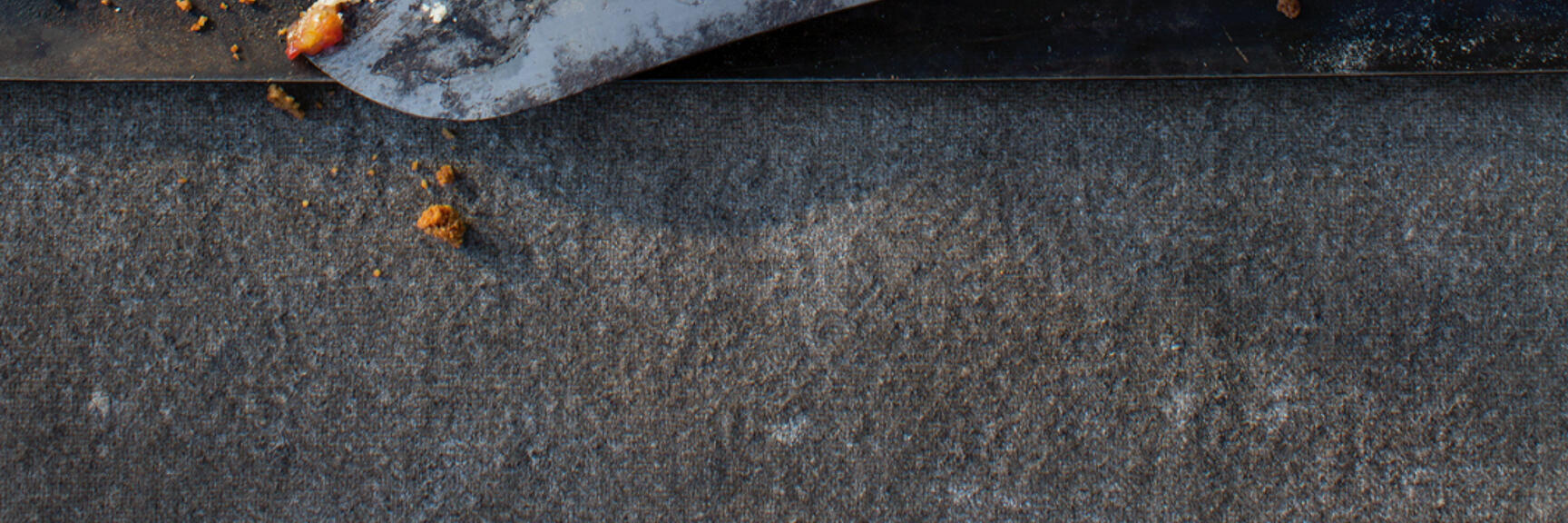 Plum cake with butter crumble